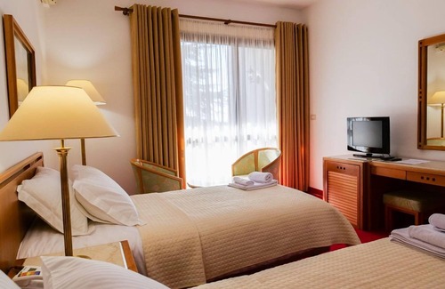 Tirana Hotel | Chateau Linza Resort