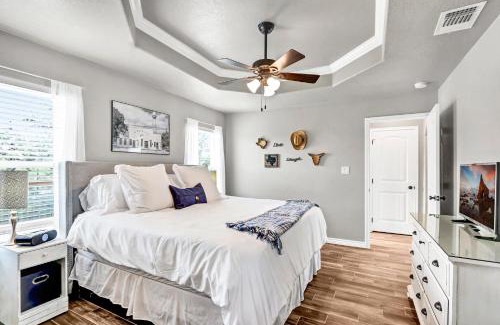 Canyon Lake House | Chateau Relaxo