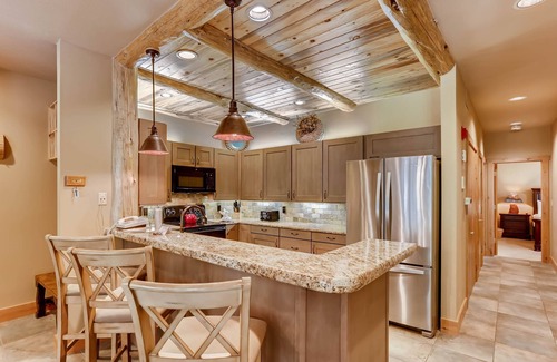 Mountain House Condo | Chateaux DuMont 2724