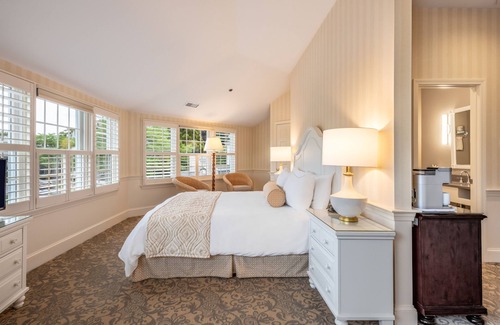 Chatham Hotel | Chatham Wayside Inn