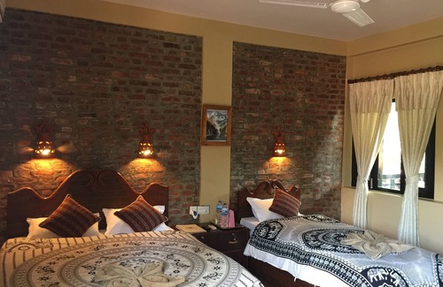 Sauraha Hotel | Chautari Garden Resort