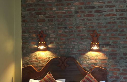 Sauraha Hotel | Chautari Garden Resort