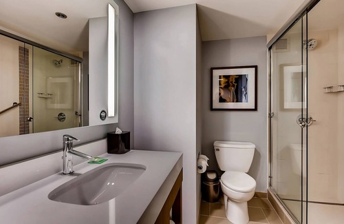 Mountain House Hotel | Check Out Peaks of Keystone! 3 Classy Units, Free Shuttle, Breakfast, Parking!