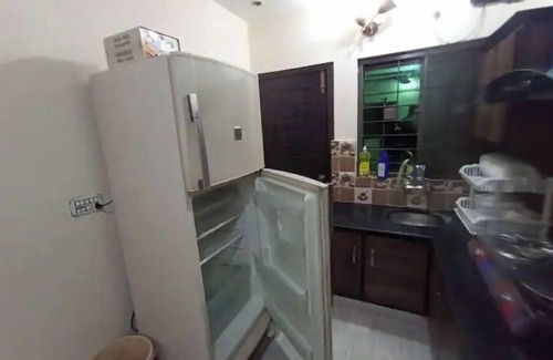 Lahore House | Cheerful 3 Bedrooms Newly Furnished Family House