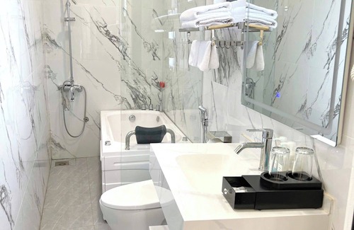 Soc Son Hotel | Chemi Noi Bai Airport Hotel