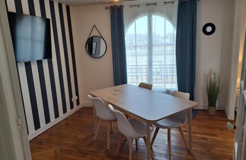 Hincmar Apartment | Chez Léon - Vue cathédrale - Hyper centre ville