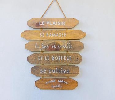 Bois d'Olives Apartment | Chez Thierry et Alexandra