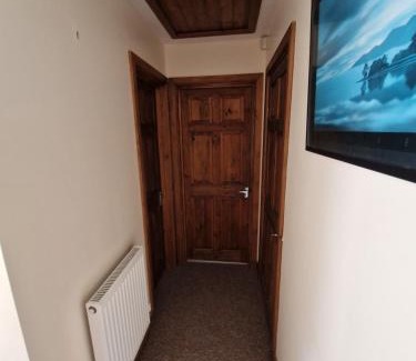 Poole House | Chezzas Homestay FREE driveway parking & private bathroom TwinTripleKingDoubleRooms