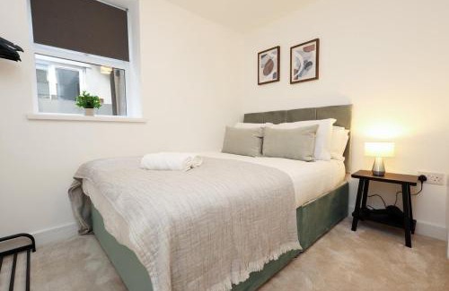 Roath Apartment | Chic 2 Bed Flat near Central Cardiff