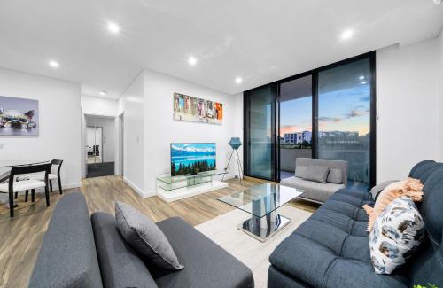 Ultimo Apartment | Chic 2 BR Apt with Parking & Darling Harbour-10mins walk