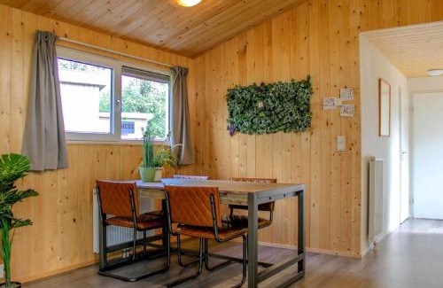 Bosgebied Hoenderloo Ski Chalet | Chic Chalet in Hoenderloo