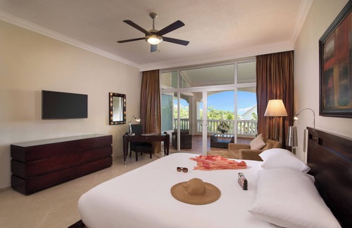 Cabarete Resort | Chic resort in awesome Cabarete with fitness room, WiFi, AC