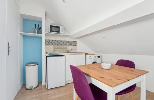 Charleville-Mezieres Apartment | Chic Studio with Parking in Charleville-Mézières