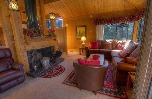 Zephyr Cove Apartment | Chimney Rock Condo condo