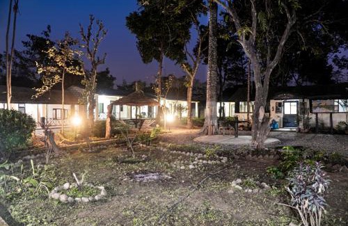 Sauraha Hotel | Chitwan Safari Resort