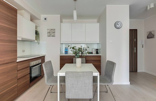 Old Town Apartment | Chmielna Park by Downtown Apartments