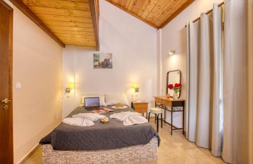 Agios Matthaios Apartment | Christinas lofts