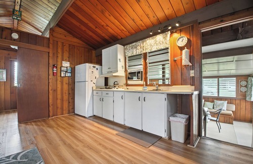 Hanalei House | Chung Cottage - a 1br/1.5ba cottage steps from Hanalei Bay