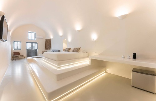 Imerovigli Hotel | CILON Suites