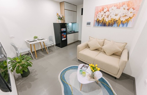 Nghia Đo Apartment | Cindy's Westlake Apartment