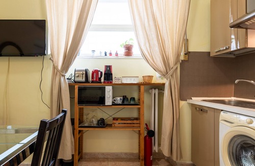 Trionfale Apartment | Cipro Flat in Rome With 1 Bedrooms and 1 Bathrooms