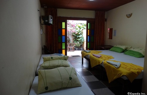 Puerto Princesa City Centre Hotel | Circon Businessman's Inn