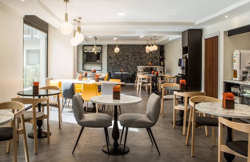 Gambetta Apartment | Citadines La Défense Paris