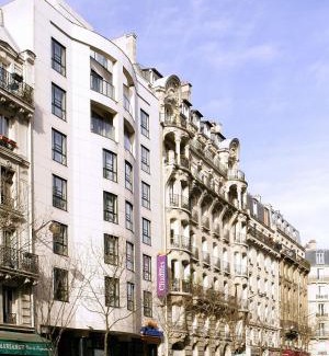Quartier Saint-Ambroise Apartment | Citadines République Paris