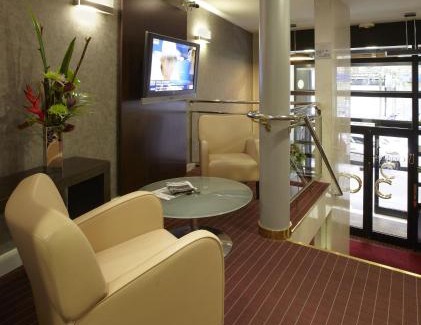 Quartier Saint-Ambroise Apartment | Citadines République Paris