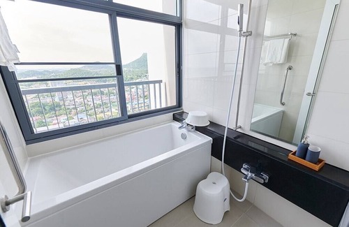 Si Racha Hotel | Citi Resort at Sea Sriracha