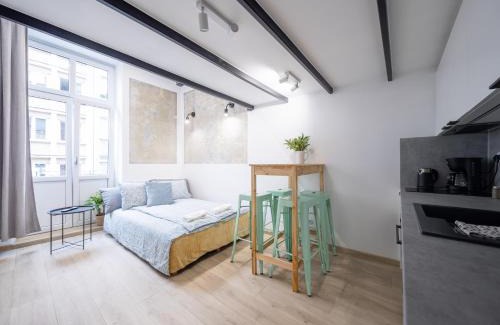 City Centre Apartment | City center, modern, quiet place by HOMECLICK