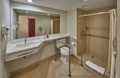 Mazatlan Hotel | City Express by Marriott Mazatlán
