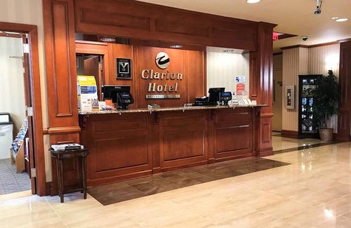 Toms River Hotel | Clarion Hotel & Conference Center