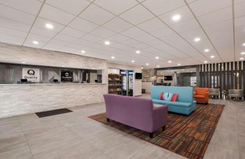 Joliet Hotel | Clarion Hotel & Convention Center Joliet