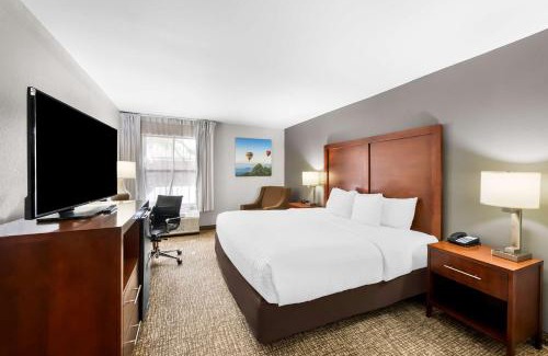 Apex Hotel | Clarion Pointe Apex - Holly Springs