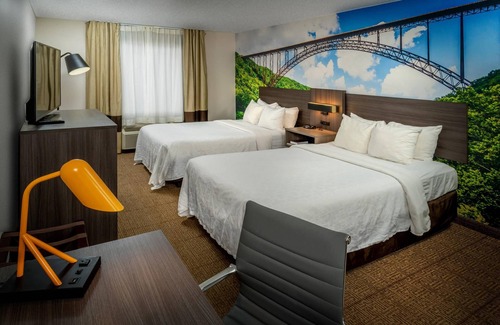 Beckley Hotel | Clarion Pointe Beckley