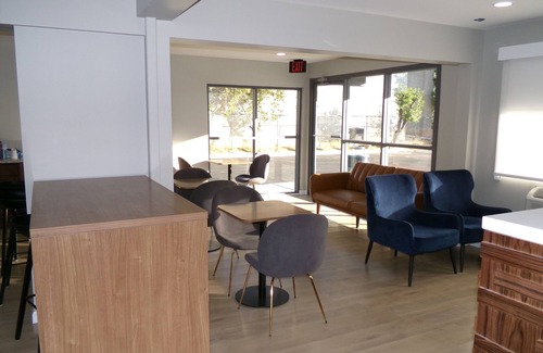 Ridgecrest Hotel | Clarion Pointe Ridgecrest near China Lake Naval Station