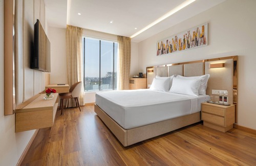 Indore Hotel | Clarks Inn Indore
