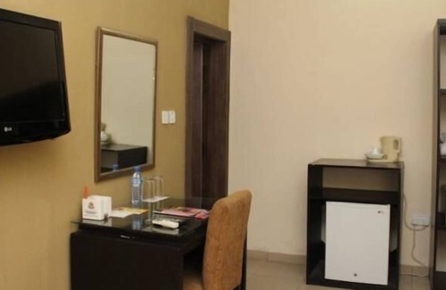 Ikeja Hotel | Class Suites Signature