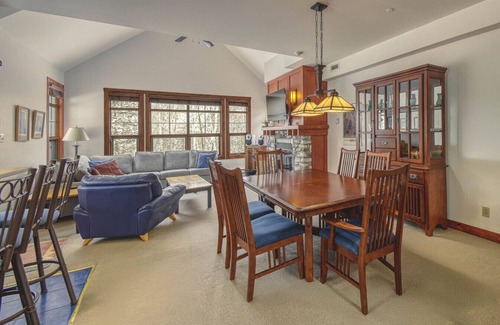 Tremblant-Les-Eaux House | Classic Les Eaux Chalet w Sauna near the Mountains