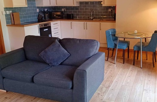 Little Stukeley Apartment | Classic Lodge - Pet Friendly