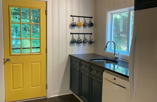 Lake of Bays Cottage | Classic Muskoka Cottage on PenLake