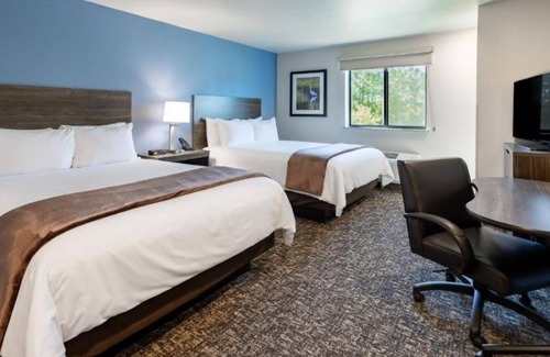 Marion Hotel | Clean Room w/Kitchenette + Recliner for Extended Comfort Near Historic Marion