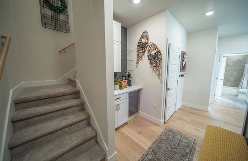 Lakeside Village Condo | Clearwater Lofts Bldg 1 307