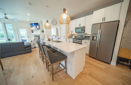 Lakeside Village Condo | Clearwater Lofts Bldg 1 307
