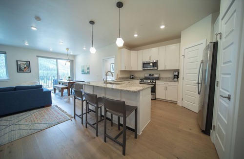 Lakeside Village Condo | Clearwater Lofts Bldg 2 306