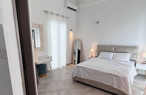 Messaria Hotel | Clef Houses