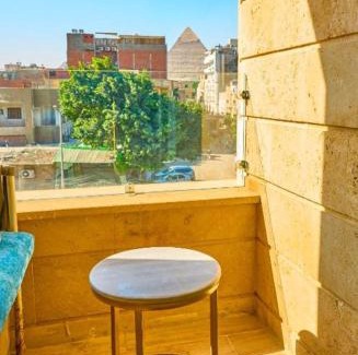 Shurtah al-Dakhlah Hotel | Cleo Patra Pyramids Tower Inn