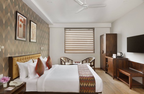 Jaipur Hotel | Click Hotel Jaipur, Raja Park