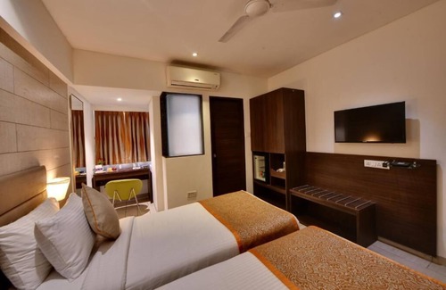 Vadodara Hotel | Click Hotel Vadodara